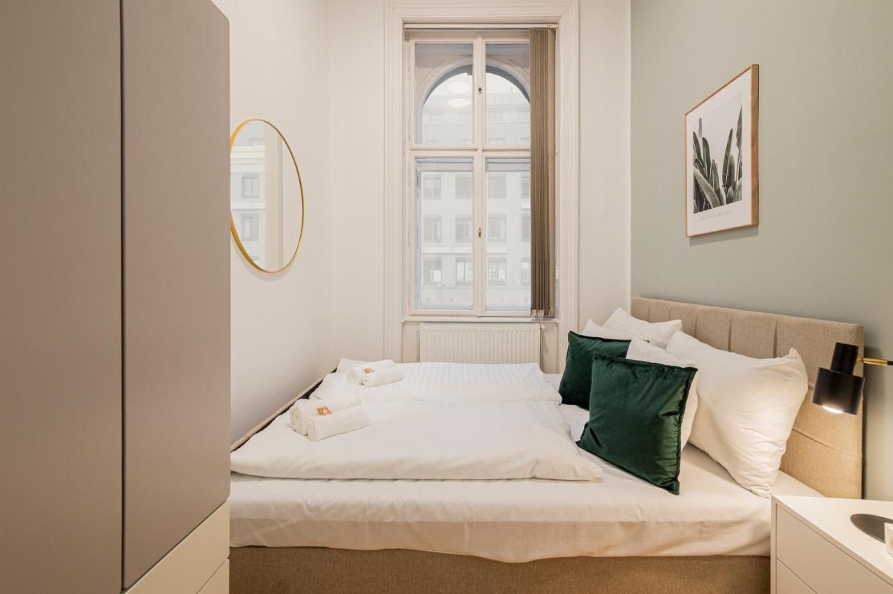 Charming Apt Perfect For 4-6 Tram, Self-Checkin Wina Bagian luar foto